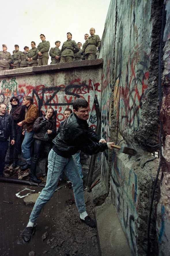Падение берлинской стены