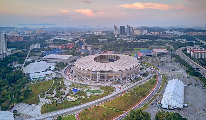 Национальный стадион в Малайзии. 