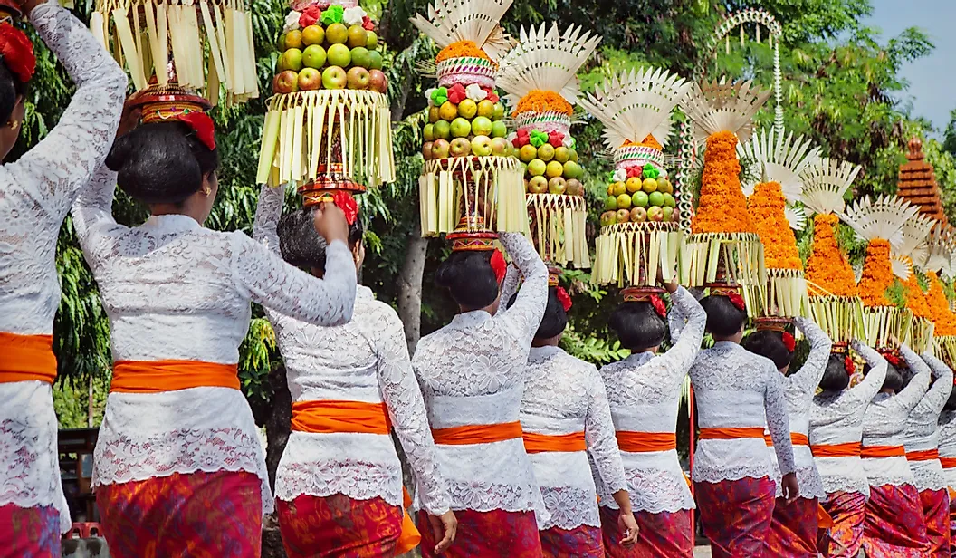 Балийские женщины, остров Бали, Индонезия.